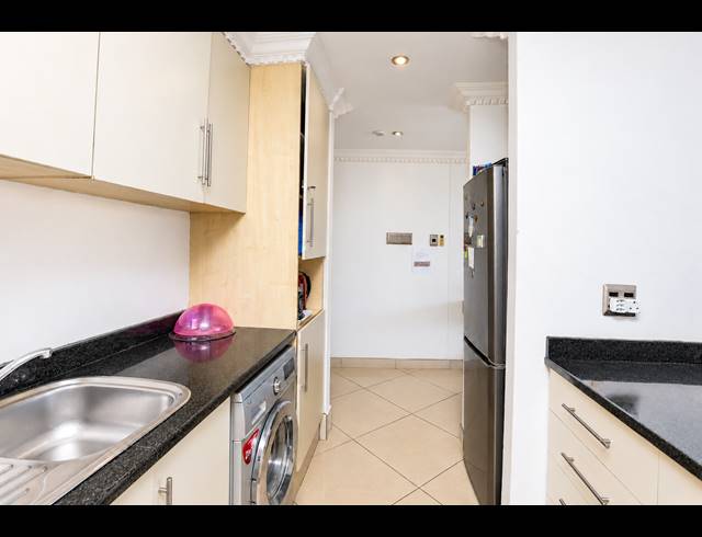 1 BEDROOM APARTMENT FOR SALE IN POINT WATERFRONT